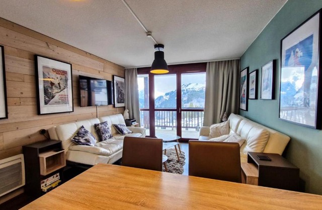 Résidence Le Panoramic - Appartement spacieux · Départ et retour skis aux pieds · Piscine · Parking inclus · Spa MAE-6931