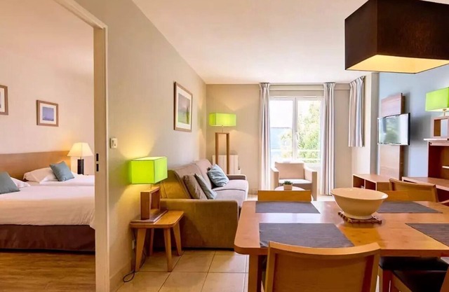Résidence Reine Marine * - 2 Rooms 4 People Side Sea View