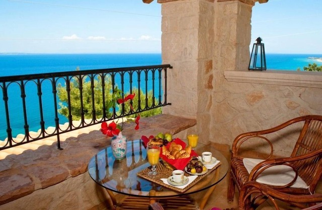 R 1194 Villa Yaseen with BBQ, Fireplace & TV Games