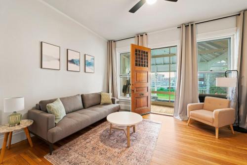 Racetrack Getaway by Saratoga Stays