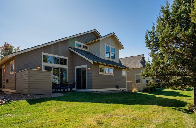 Radiant 3BR Oasis - Ideal Base for Golfing, Skiing, and Relaxing,Adventure Await
