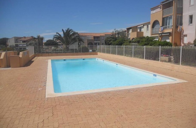 Raisin d'or, T2, parking, piscine