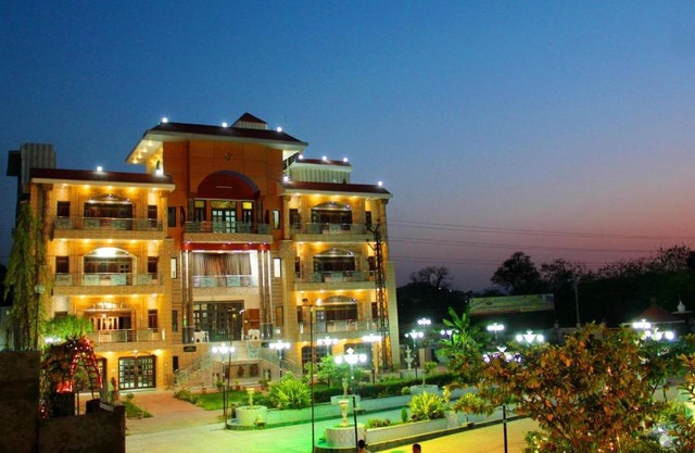 Rajeshwari Resort