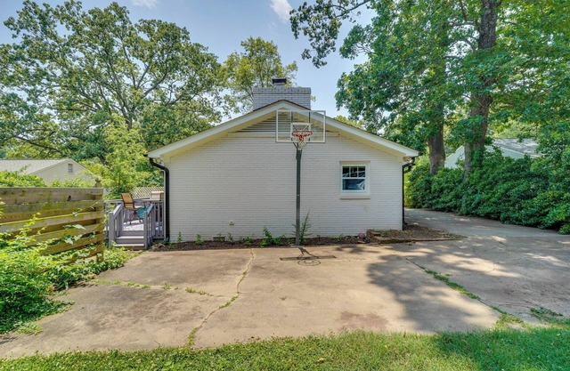 Raleigh Vacation Rental w/Deck, Garden & Backyard