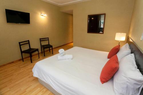 Ramada Plaza by Wyndham Tucuman