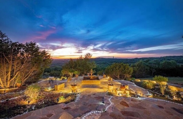 Rancho Deluxe I Families, Stargazing
