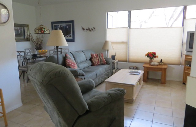 Rare Ventana Canyon Intimacy, Heated Pools, Tennis