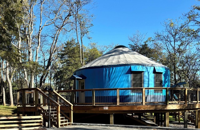 Rascally Rabbit Yurt - Shenandoah VA - Hot tub, wood burning fireplace, wifi