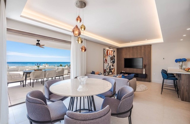 RDR408 - Ultimate luxury sea views at Velaya
