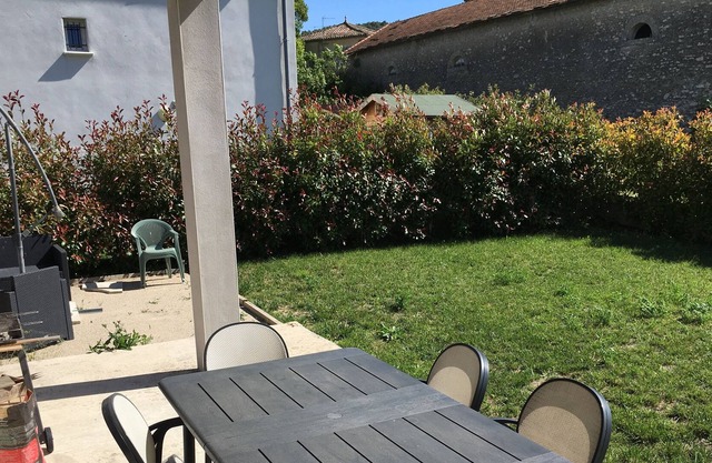 Recent house between Nimes and Montpellier, between beach and Cévennes,