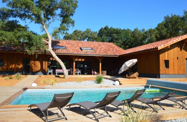 Recent villa14 + p: pool-spa-petanque, near ocean-forest-
