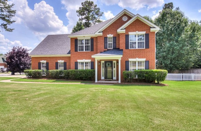 Recently Renovated 2023 Masters Tournament Home in Evans!
