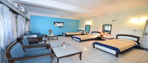 Red Bishop Tourist Resort