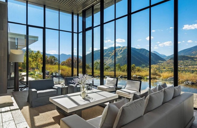 Red Mountain Retreat