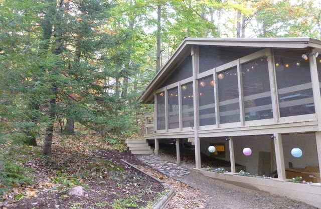 'Red Ridge Chalet' in N.Conway! Perfect for 2 couples & their kids! NEW KITCHEN