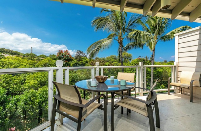 Redesigned 1BD/2BA Condo with Haleakala Views Near Wailea's Beaches and Dining