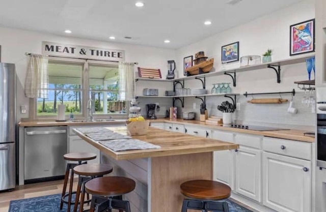 Reel Nice Home
