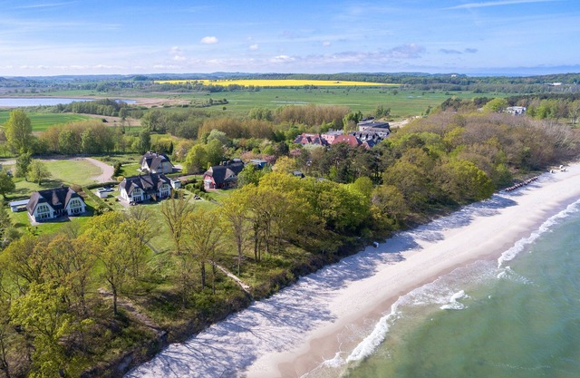 Reethaus StrandZeit Lobbe | House half 1