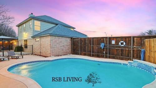 Refined 5BR-3BA Lux Home with Pool in Mesquite