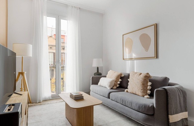 Refurbished Sagrada Familia 1BR w/Roof Access, by Blueground
