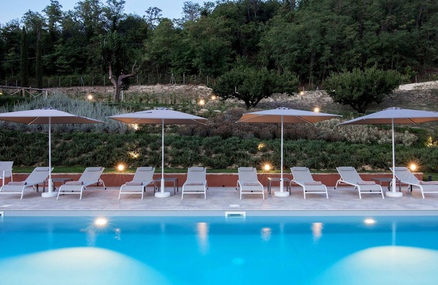Relais Corbaia 12+1, Emma Villas