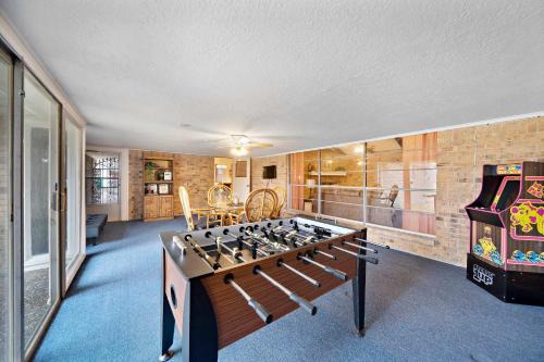 Relax and Play 3BR Retreat w Sunroom
