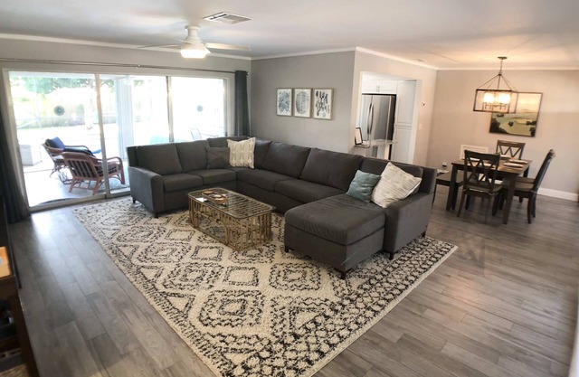 Relax by Lake Worth shores, just a hop away from Port of Palm Beach