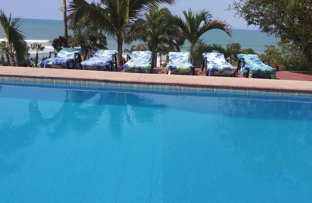 Relax en AGUACLARA: su Castillo de Arena Seguro y Privado!nnnnnn