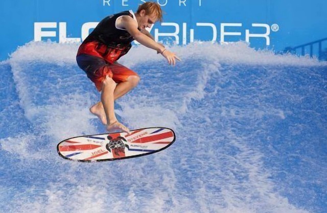 Relax in Style: Private Pool, Wave Surfing & More!