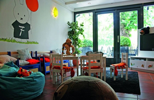 Relax with Free Parking, Outdoor Pool & Terrace Dining Surrounded by Nature