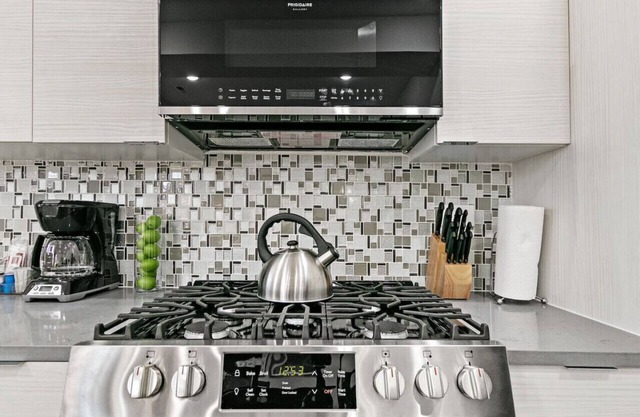 Relaxing 3BR Apt with King Beds & Washer
