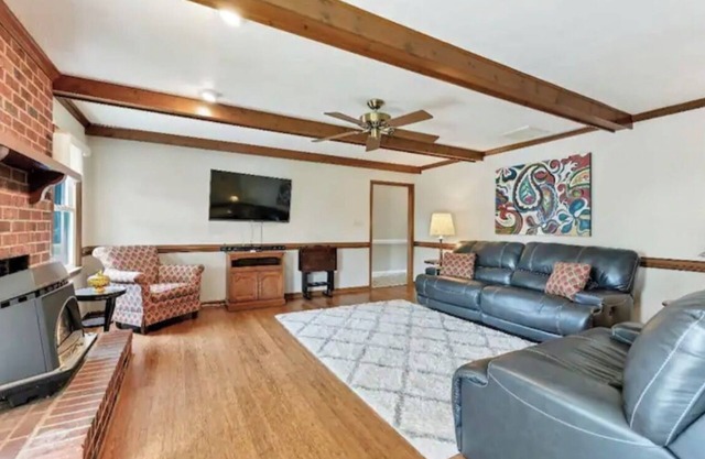 Relaxing 3BR Waterfront Escape Sleeps 6