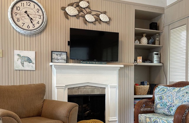 Relaxing Condo w/ Fast WiFi, Shared Pool, Pool Spa, Tennis, & Boat Dock Rockport