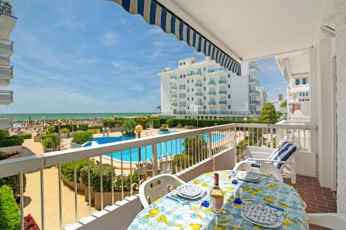 Relaxing Sea View