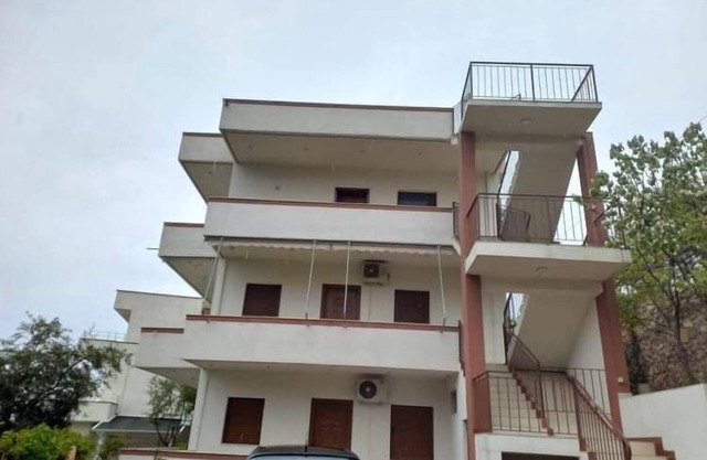 Remarkable 2-Bed Apartment in Dhermi