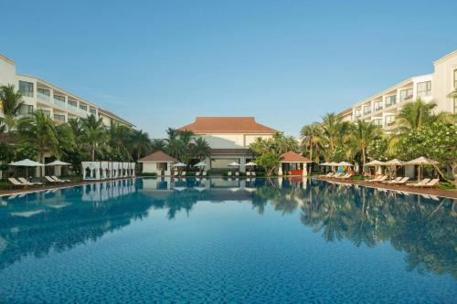 Renaissance Danang Hoi An Resort & Spa