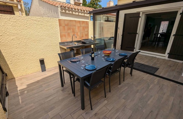 Renovated 2-BR Villa with AC, Private Terrace & Pool Access