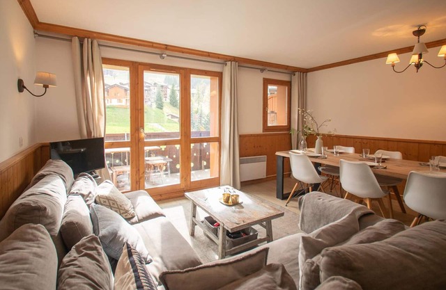 Renovated 4-room duplex, 6 pers., 2 balconies, ski locker, cleaning included