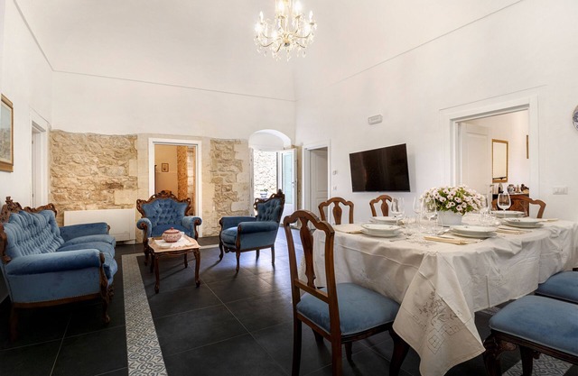 Renovated apartment in manor house with free parking and free wifi