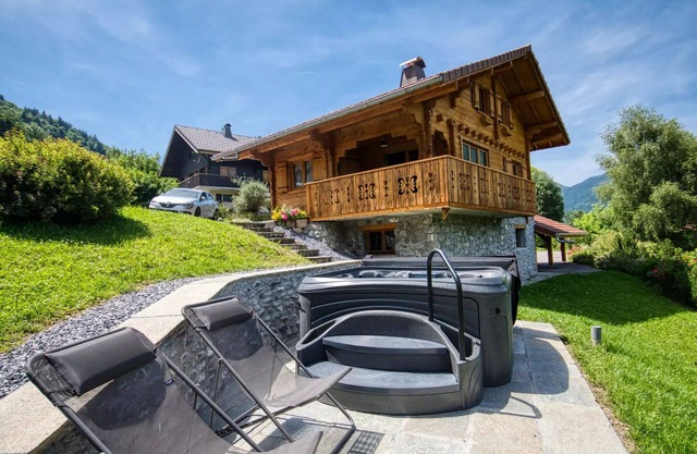 Renovated chalet on the heights of Morillon