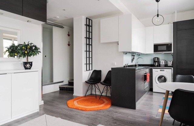 Renovated Top Floor Studio in Kallio