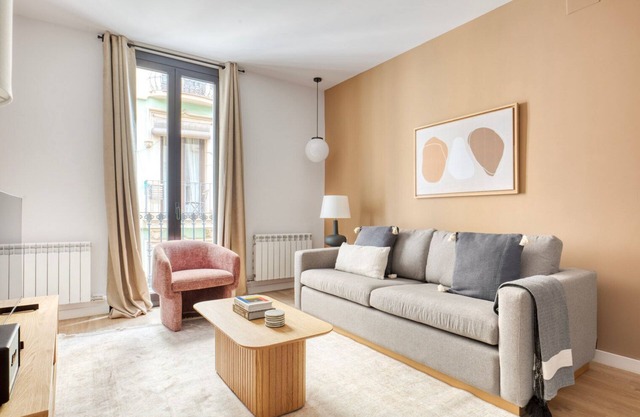 Renovated Vila de Gràcia 2BR, by Blueground