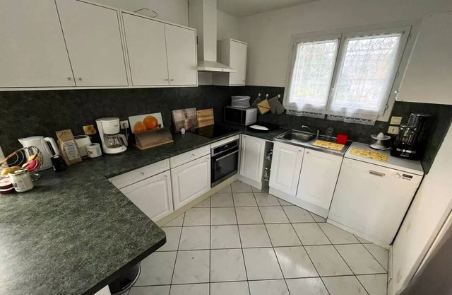Residence 84h-hourtin - Ref 84H: family house of 80m2 located in the village Hourtin