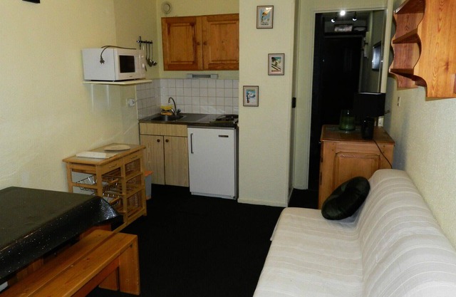 Residence Gentianes 1 - Studio for 4 People