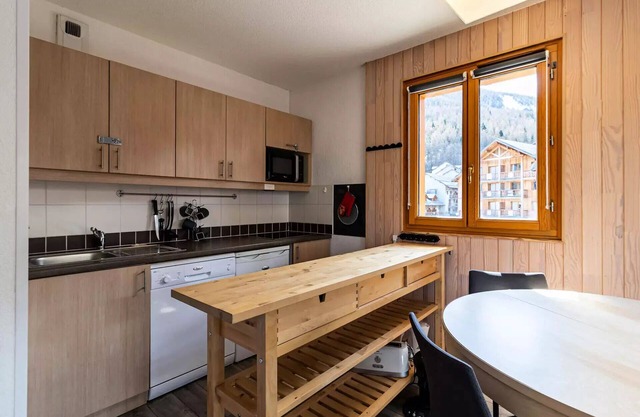 Residence Le Balcon Des Airelles - Fully equipped renovated apartment on Les Orres 1800