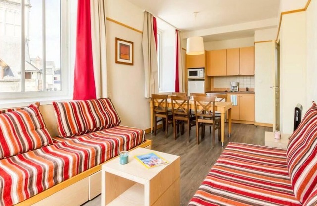 Residence Pierre & Vacances Le Moulin des Cordeliers *** - Apartment 2/3 Rooms 5/6 People Standard