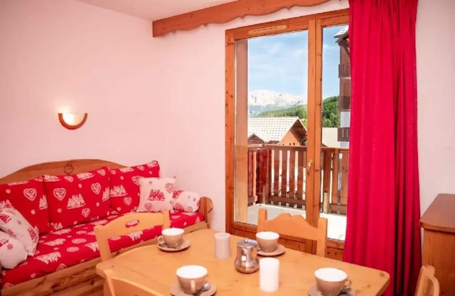 Residence The Gentianes - Studio 2 persons (PMR)-Residence LES GENTIANES