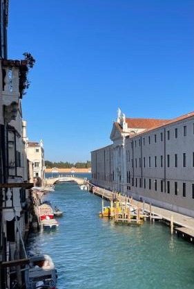 Residenza Stardust Suite with Canal View
