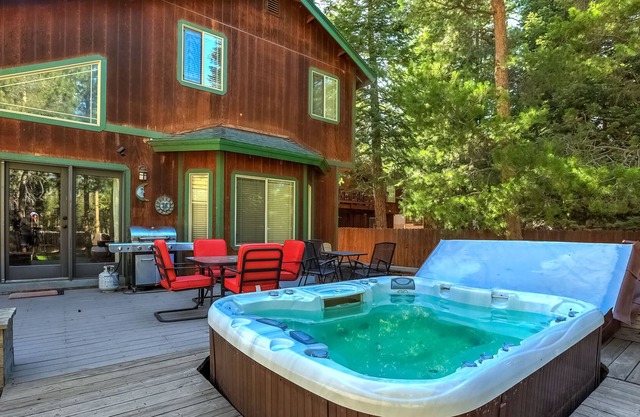 Residing Retreat - 30+ Day Vacation Home Rental