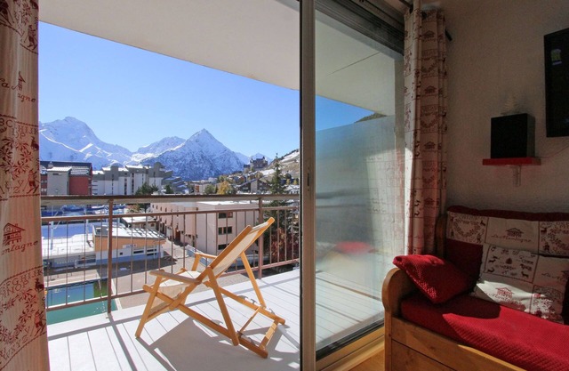 Resort center, ALL COMFORT, rated 3* (4 pers.), SIDE OF SLOPES, SOUTH TERRACE